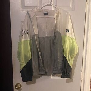 Men's Gray and Green Windbreaker Jacket